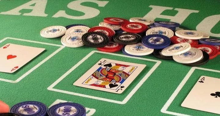 德州扑克EV概念详解，学会它你就不用再靠运气打牌