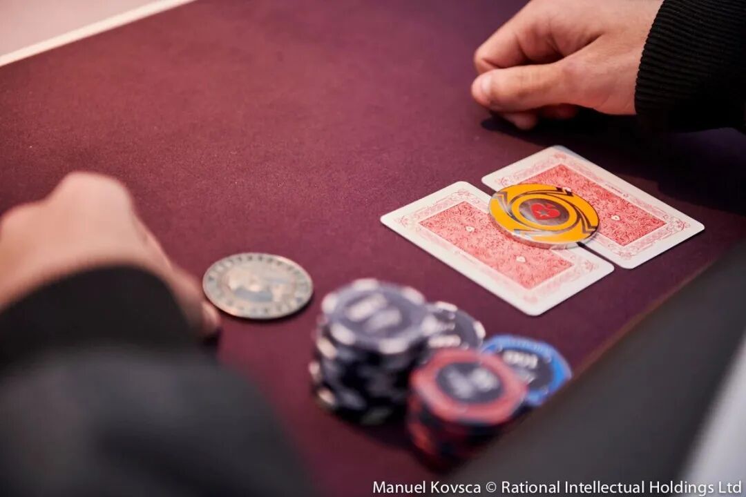 德州扑克翻前面对3bet,哪些牌适合跟注?